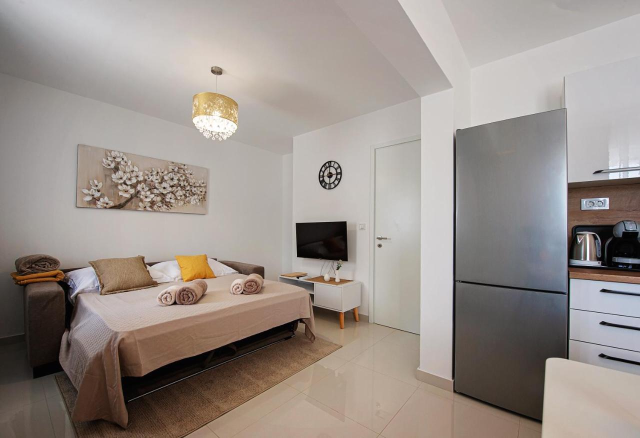 Sea Front Apartments Ivana Rogoznica  Exteriér fotografie