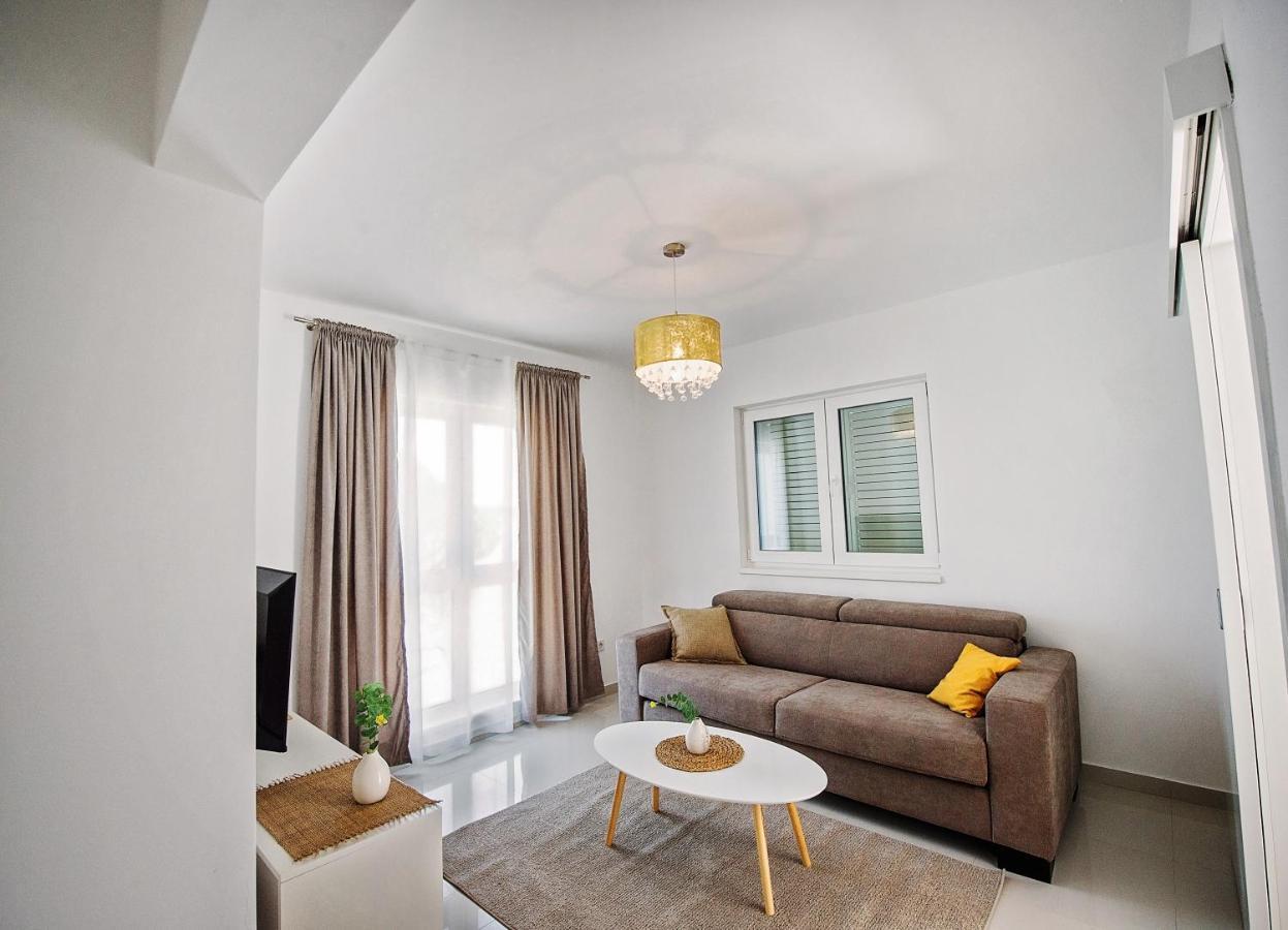 Sea Front Apartments Ivana Rogoznica  Exteriér fotografie